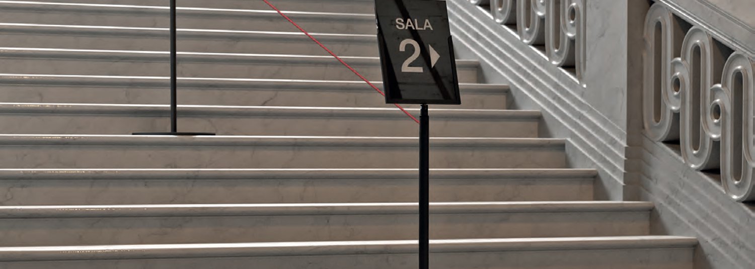 Poteau de guidage musée devant un escalier de musée