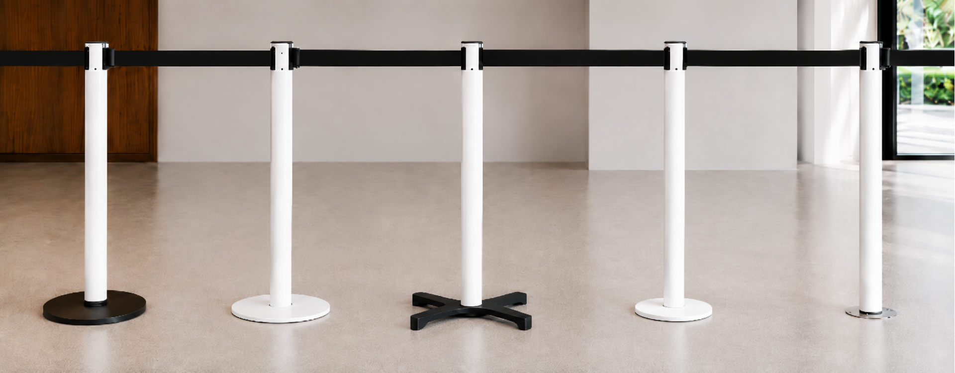 Quelle base pour votre poteau de guidage ? Les 6 socles comparés