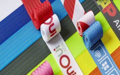 Comment personnaliser votre sangle de poteau ? Guide complet du configurateur